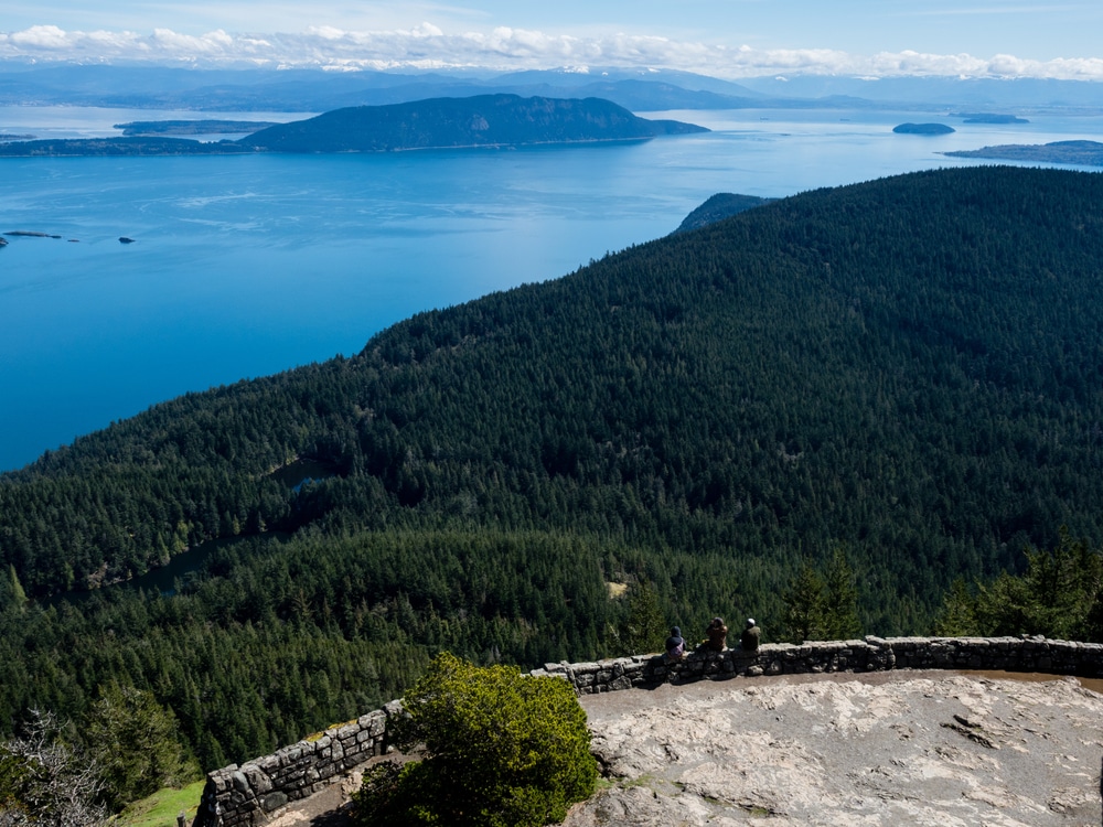 best-hike-to-mount-constitution-orcas-island-fall-2026